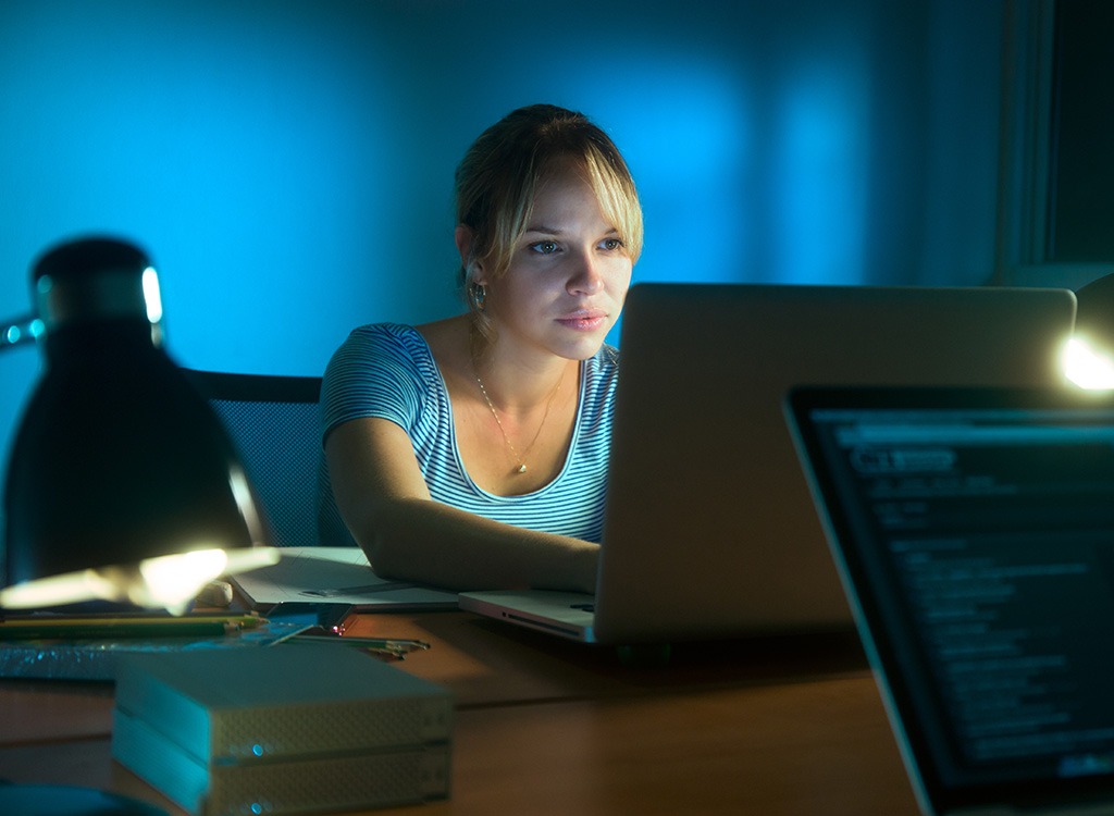 woman-working-late-office