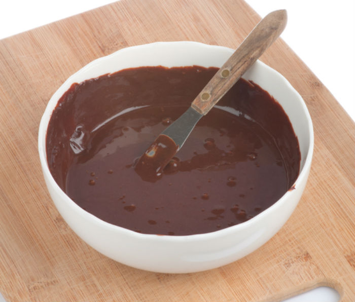 paleo chocolate cake, healthy frosting, flourless chocolate cake