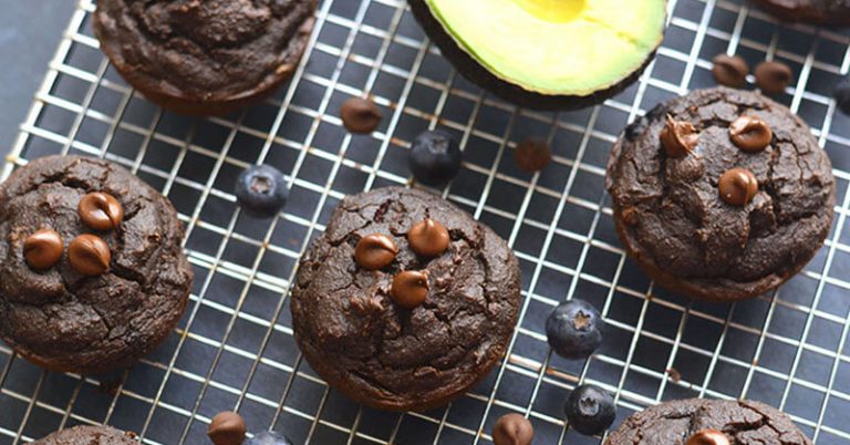Dark Chocolate Avocado Blueberry Muffins: Boost antioxidants and satisfy sweet cravings - Featured image