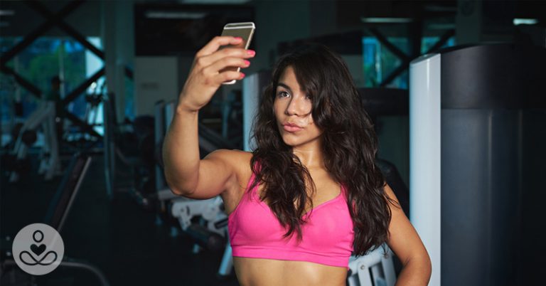 Why People Who Share Post-Workout Selfies May Have Psychological Problems - Featured image