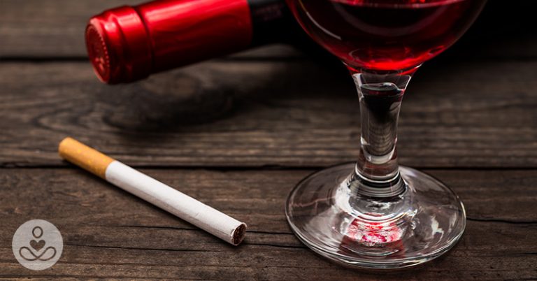 Bottle of Wine a Week Equals 5-10 Cigarettes for Cancer Risk, Study Shows - Featured image