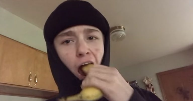 Doctors Warn Teens Not To Take Part in the Dangerous ‘Shell On’ Challenge - Featured image