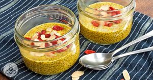 32 Anti-Inflammatory Breakfast Recipes Worth Waking Up To turmeric chia pudding