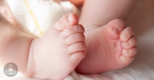 Baby Dies with High Alcohol Level in Blood. Should Drinking be Off Limits while Breastfeeding? baby feet