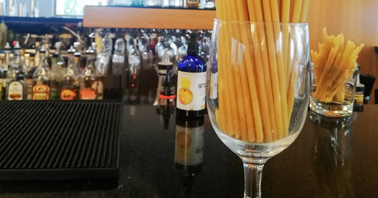 This is How Some Italian Businesses  are Decreasing Their Plastic Waste - Featured image