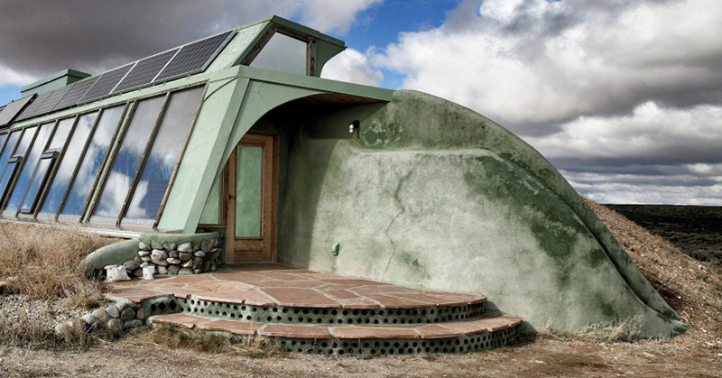 new mexico earthship living off the grid