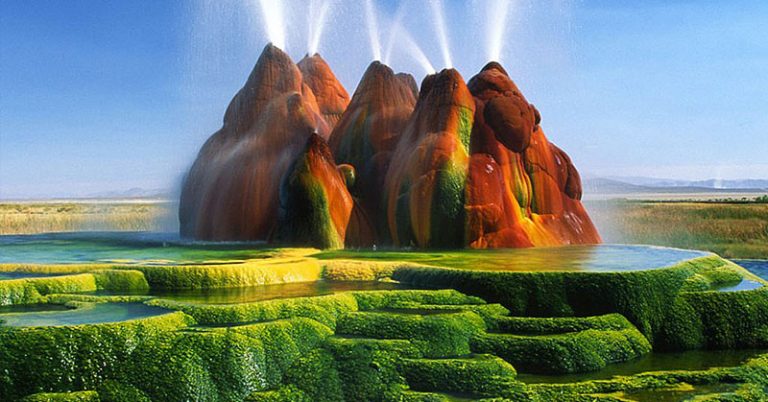 21 Unbelievable Places That Look Like They’re From Another Planet - Featured image