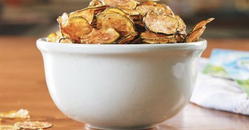 These Cool Ranch Zucchini Chips Are Like Low-Carb Doritos