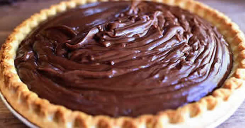 Easy Chocolate Pie with Gluten-free, Vegan, and Paleo Options - Featured image