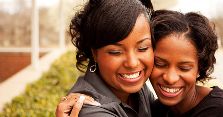 Science Says Your Younger Sister May Be Making You Fat - Featured image