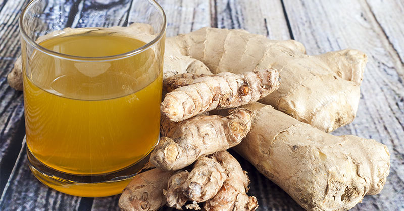How To Make Ginger Water (+ 6 Healthy Benefits) - Featured image