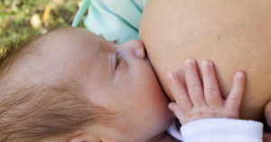 Woman Asks If She Was Wrong To 'Emergency' Breastfeed Her Friend's Baby child breastfeeding