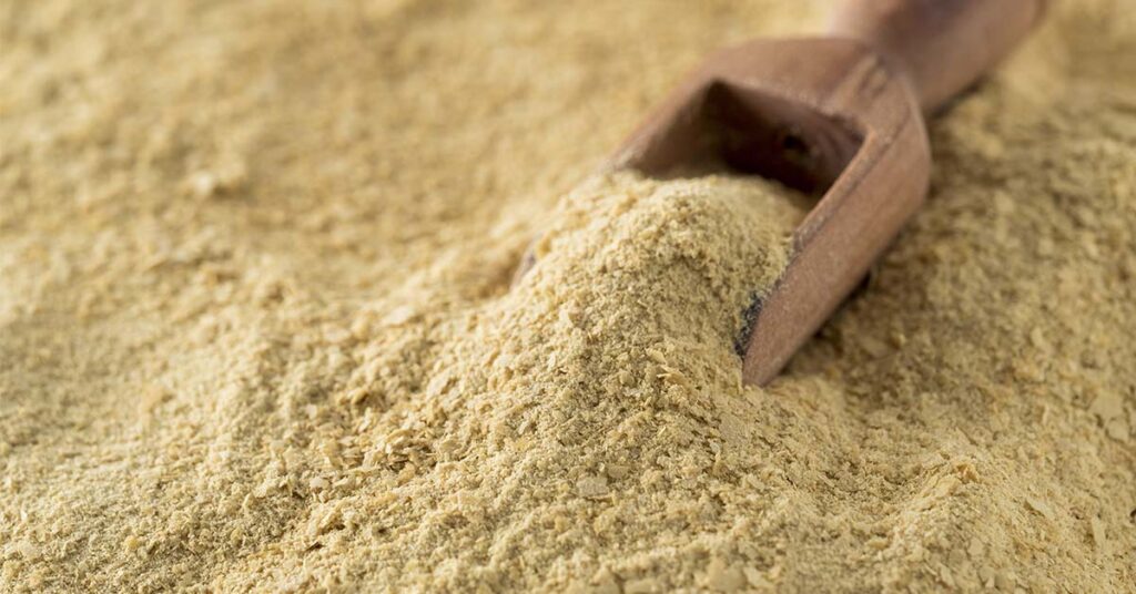 Nutritional Yeast: Health Benefits, Nutrients, and How To Use - Featured image