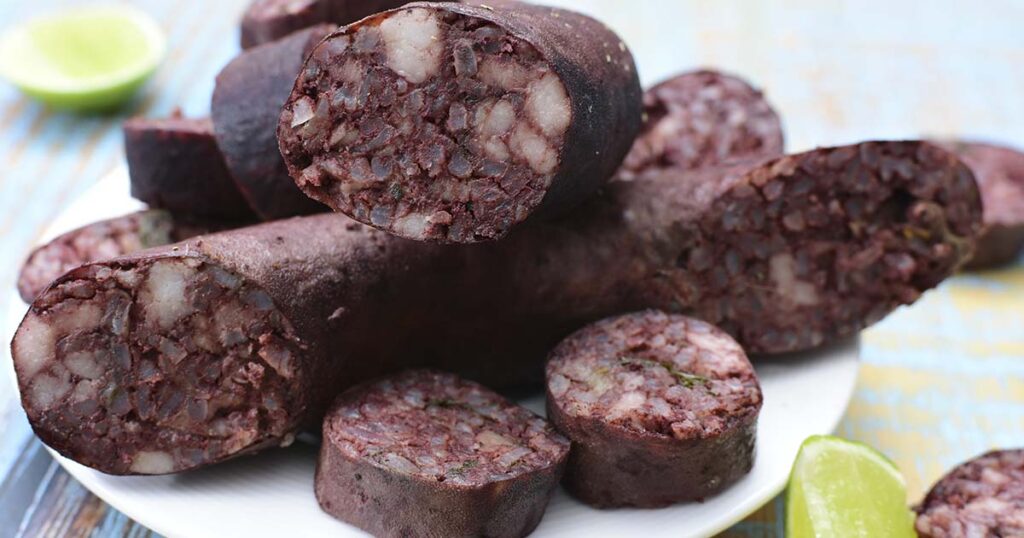 Is Black Pudding Healthy? (How its made, nutrition, and recipes) - Featured image
