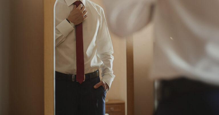 Identifying a Narcissist – a Psychological Guide - Featured image