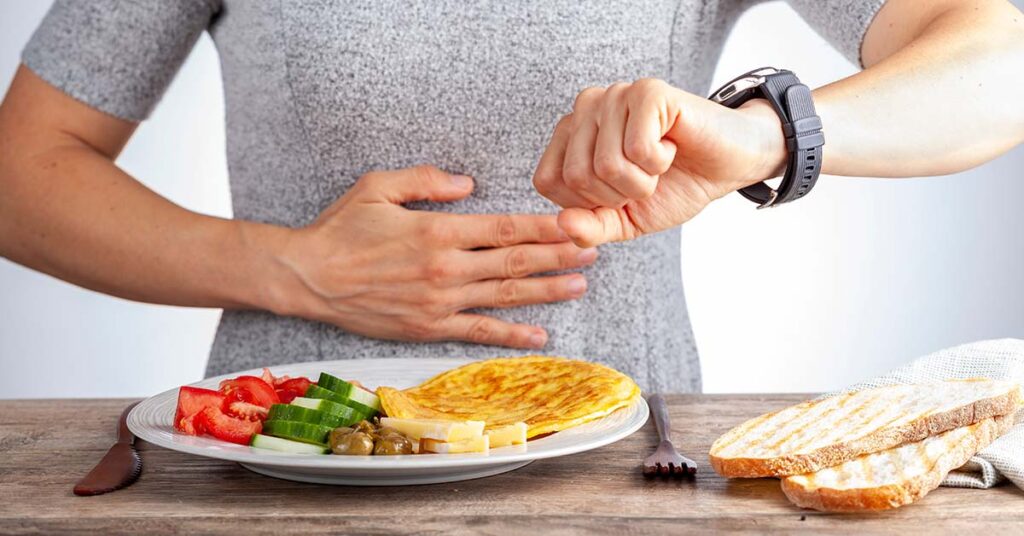 Intermittent Fasting Has Been Linked to Higher Risk of Cardiovascular Death. Should You Worry? - Featured image