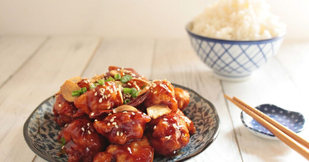 general tso’s chicken With rice ,Chinese food