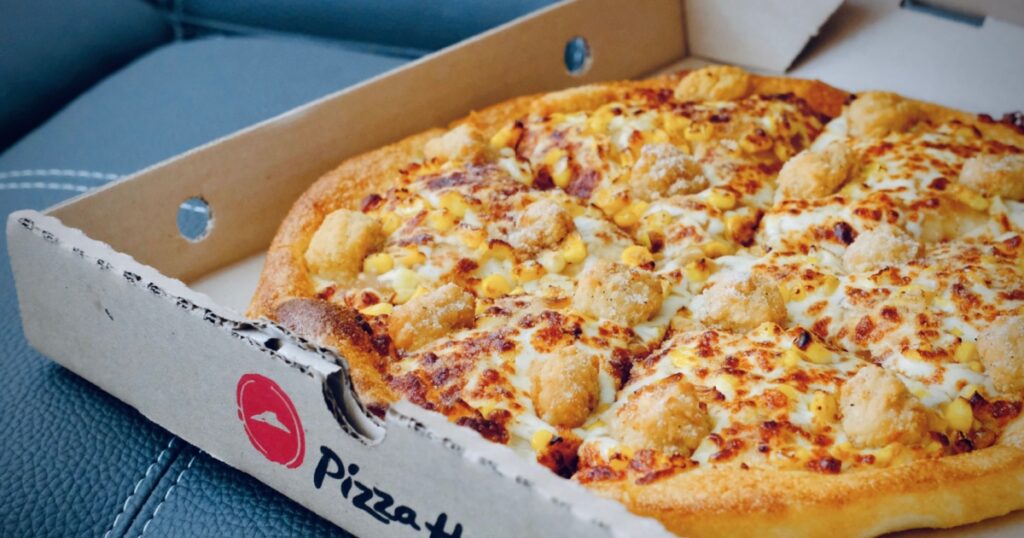 March 21, 2021 - Montreal, Canada: popcorn chicken pizza from pizza hut