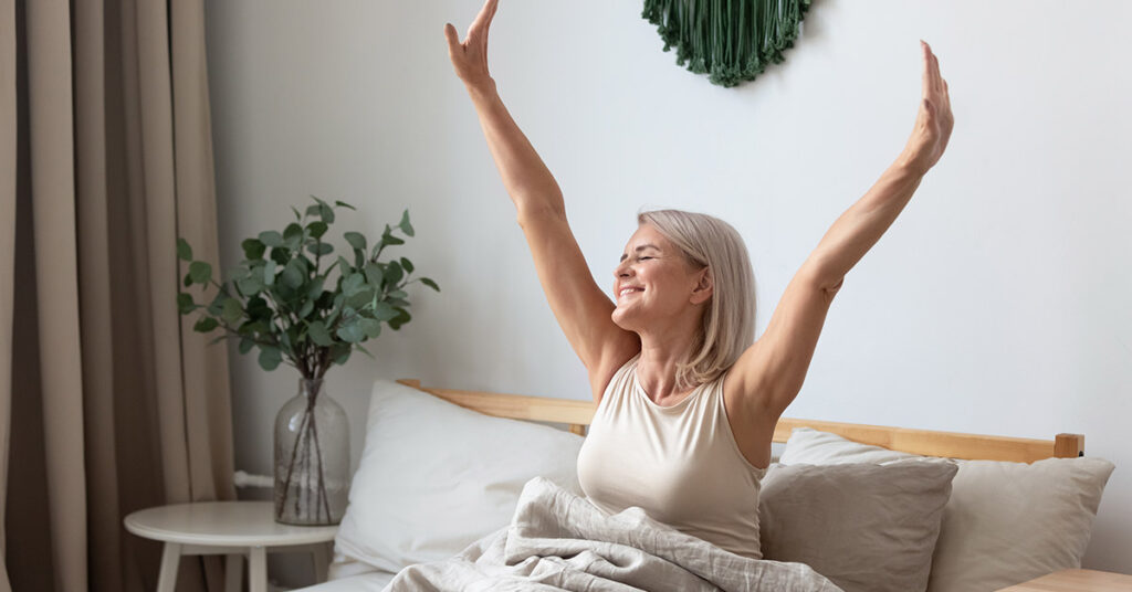 8 Habits to Help Slow Biological Aging - Featured image