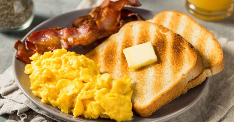 Man’s Bowels ‘Fall Out of His Body’ After Coughing and Sneezing While Eating Breakfast - Featured image