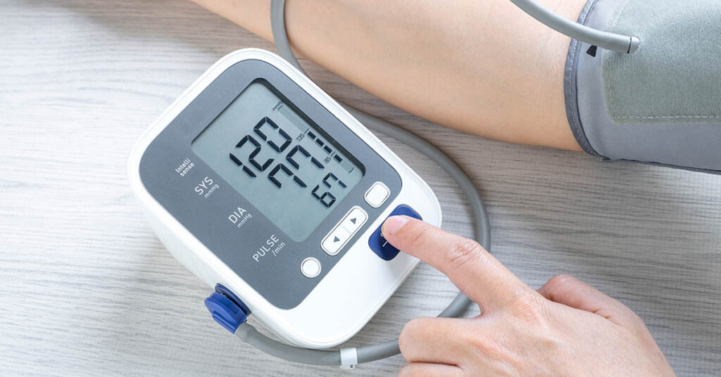 Blood Pressure is Lowered Best By These 2 Exercises, Study - Featured image