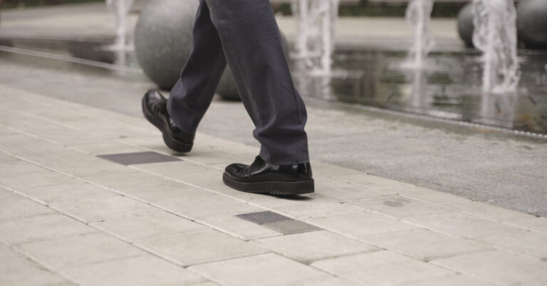 How Fast Do You Walk? It Could Predict Your Heart Disease Risk - Featured image