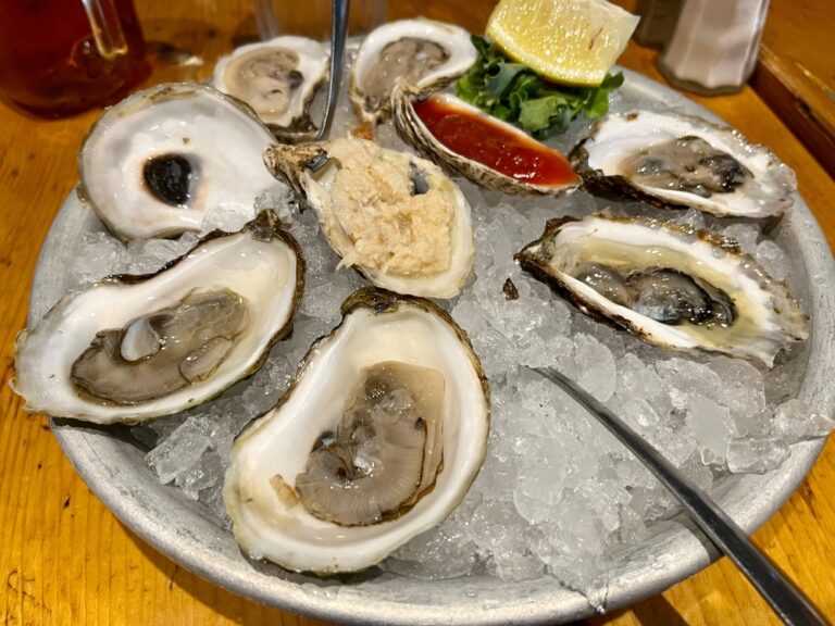 I Just Learned That Raw Oysters Are Still Alive When You Eat Them The Hearty Soul