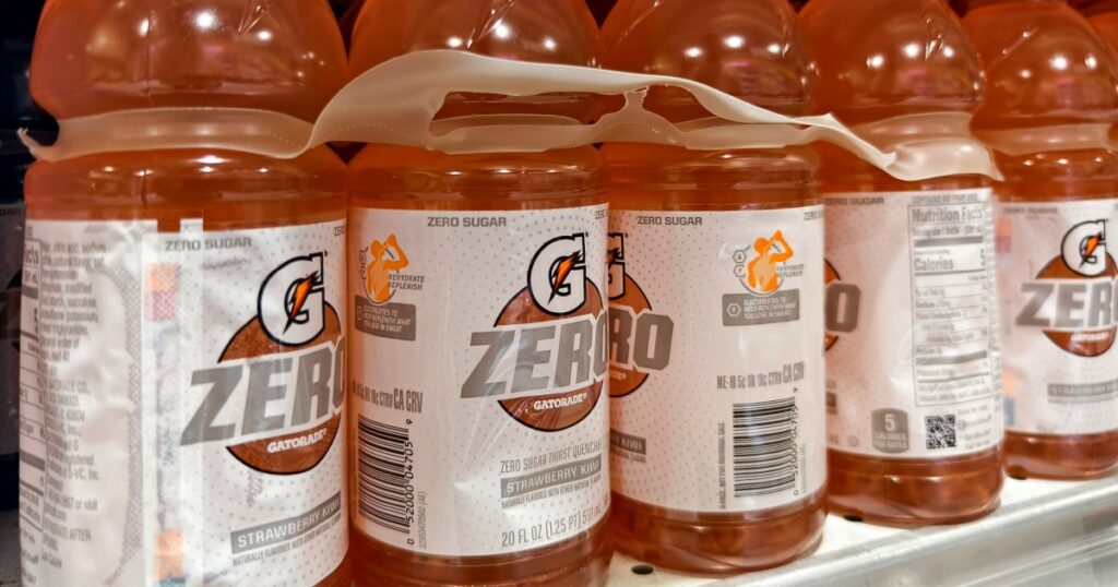Florida - June 24, 2024: Close-up of Gatorade Zero sugar strawberry kiwi bottles on a supermarket shelf. Perfect for hydration and fitness
