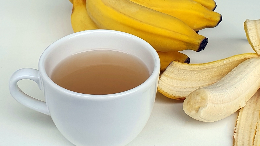 Banana peel tea, tea from organic bananas peels.
