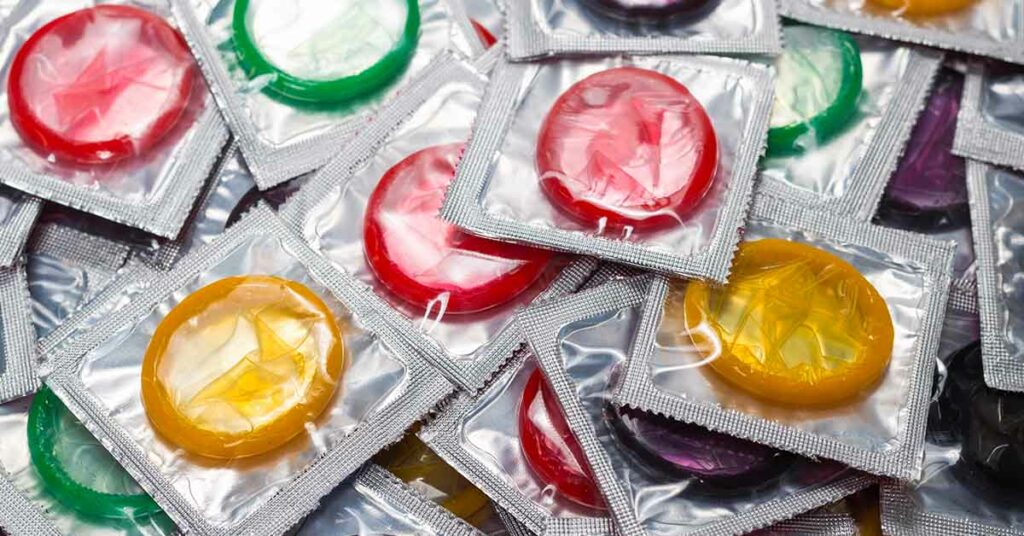 Some Condom Lubes Contain Concerning Amounts of PFAS ‘Forever Chemicals’, Study Finds - Featured image