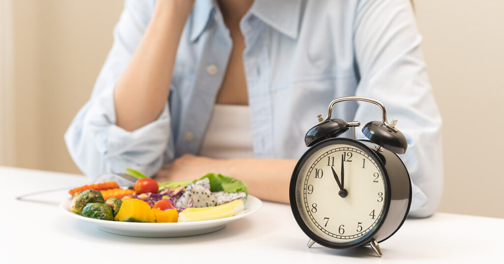 Doctor Reveals Surprising Thing That Occurs When You Don’t Eat – and It’s The ‘Opposite’ of What Most People Think - Featured image