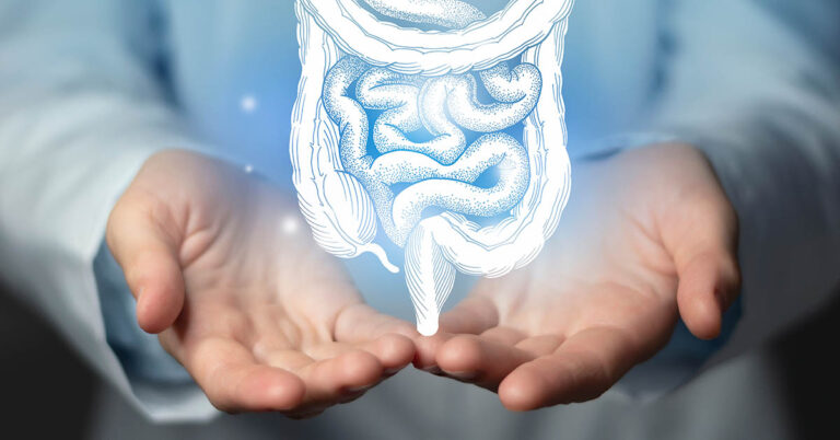 Woman Was Diagnosed With Colon Cancer at 32. Here Were Her First Symptoms - Featured image