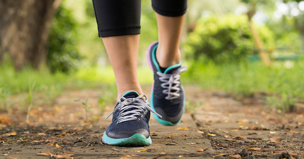 15 Things That Happen to Your Body If You Walk Every Day - Featured image