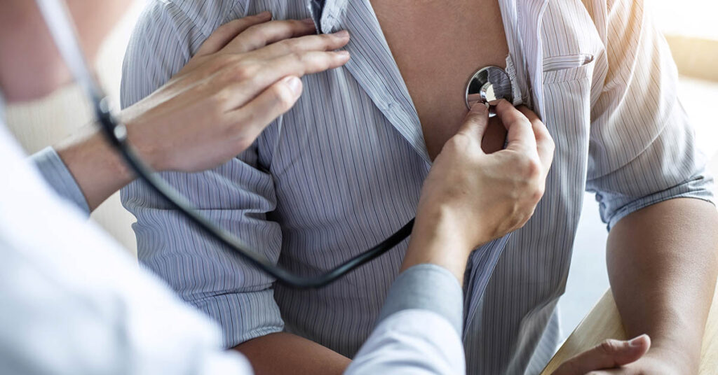 Heart Surgeon Reveals 4 Things To ‘Absolutely Avoid’ That Lead to Health Issues - Featured image