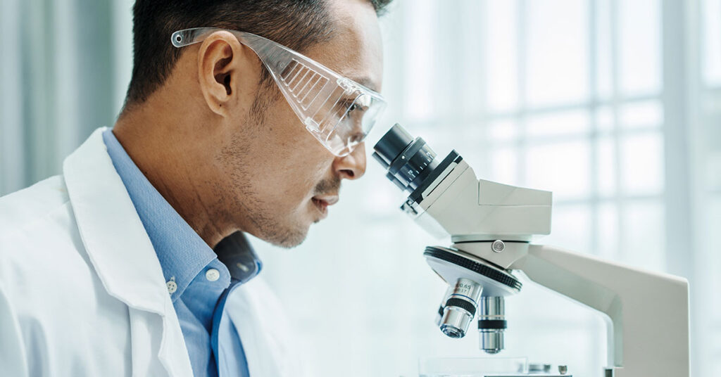 Man in 30’s ‘Slowly Dying’ With Deteriorating Lungs After Life-Altering Mistake at Friends House - Featured image