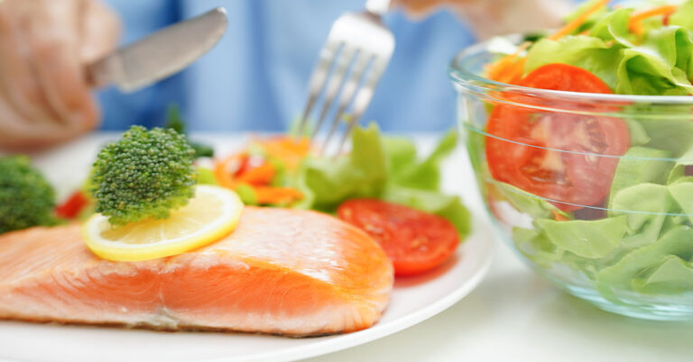 High Dementia Risk Associated With ‘Good Cholesterol,’ Research Says - Featured image
