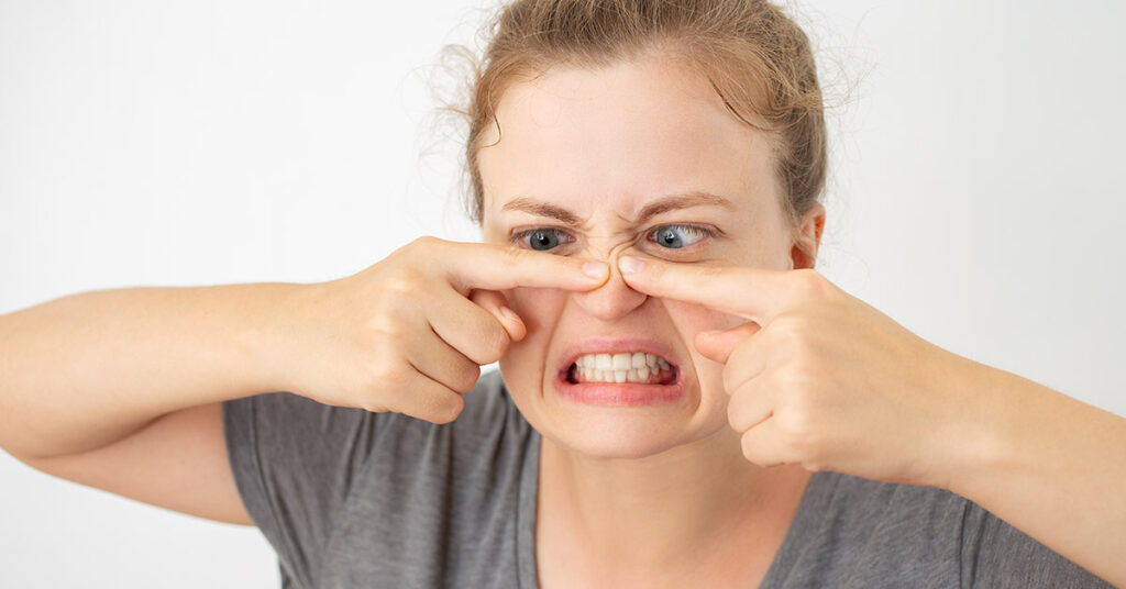  Scary Demonstration Shows Why You Should Never Pop Pimples In The ‘Triangle of Death’ On Your Face - Featured image