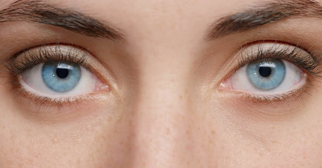 Study Links Blue Eyes to a Common Ancestor Dating Back Thousands of Years Ago - Featured image