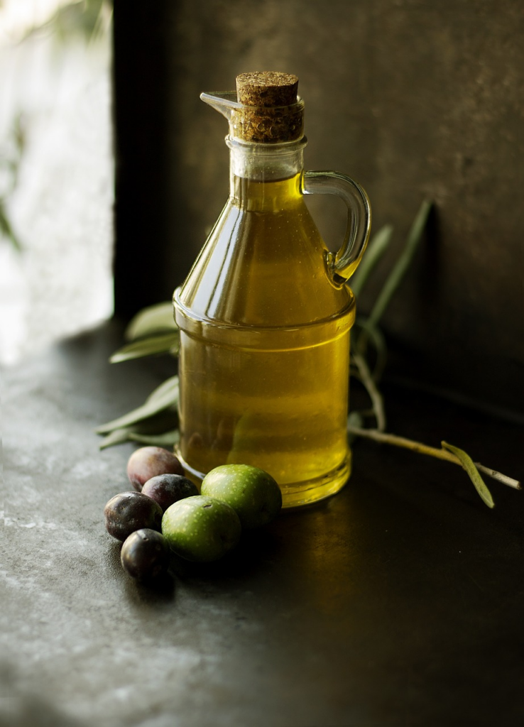 I'm sure many can attest that you can, indeed, cook with olive oil