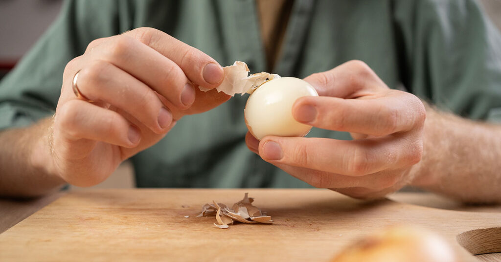 Man Over 700 Eggs In One Month To See What It Would Do To His Body. Here’s What Happened. - Featured image