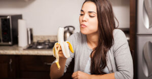 The Health Benefits Of Bananas Can Change Depending On How You Eat Them. Here’s Why. 10152014_part01_36