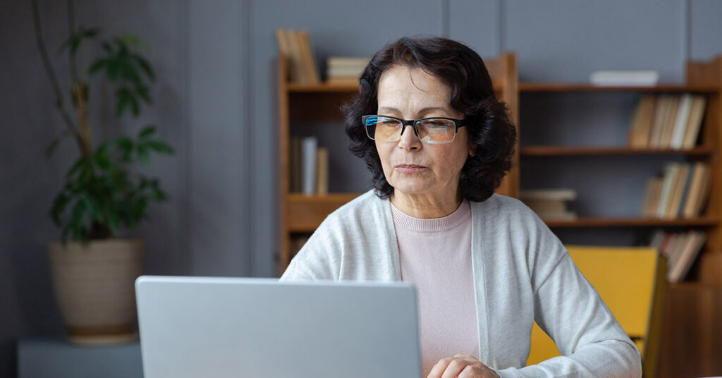 15 Retirement Scams to Watch Out For - Featured image