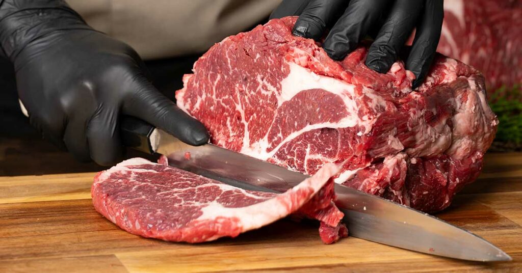 How to Find The Freshest Meat at Grocery Stores, According to Butchers - Featured image