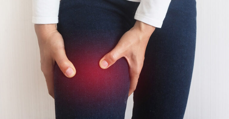 43-Year-Old Mom Thought She Pulled a Muscle But Was Diagnosed With Cancer - Featured image