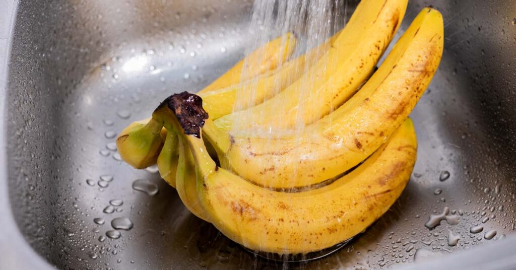 Bananas Will Spoil More Quickly If They’re Stored Near These Common Kitchen Items - Featured image