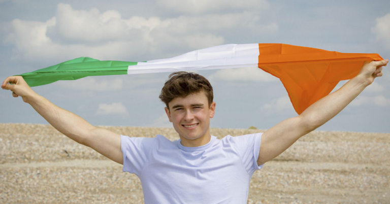Ireland Will Pay You $90,000 to Move to a Beautiful Island Home - Featured image
