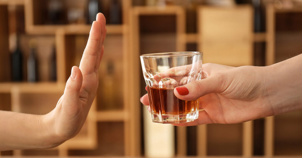 Man Shares Life-Changing Results Of Quitting Alcohol After 20 Years of Drinking - Featured image