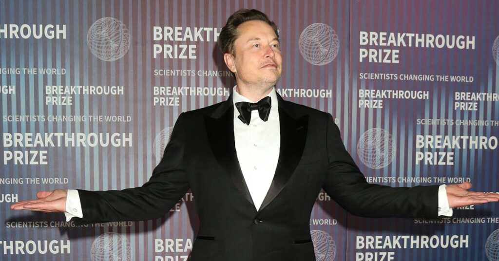 Elon Musk ‘Claims’ He’s a 3,000-Year-Old Time Traveling Vampire Alien - Featured image