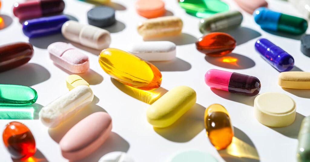 UK Doctor Reveals 9 Surprising Differences in Medications Between the UK and US - Featured image