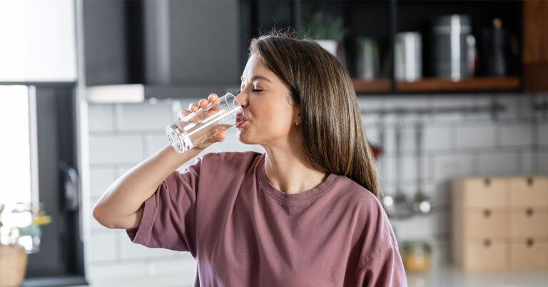 Is Drinking Water First Thing in the Morning Beneficial? - Featured image